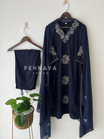 Paisley Embroidery Suit-4179 - Pehnava Lawns