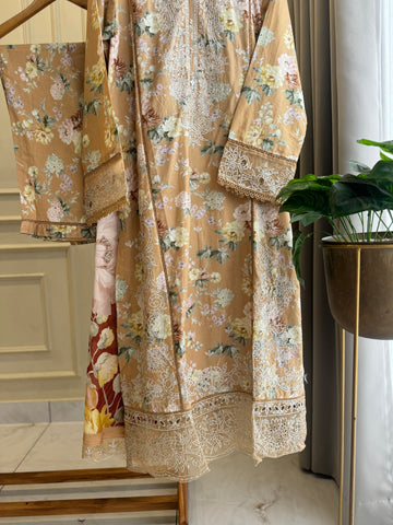 Premium Hand Embroidery Lawn Suit-10