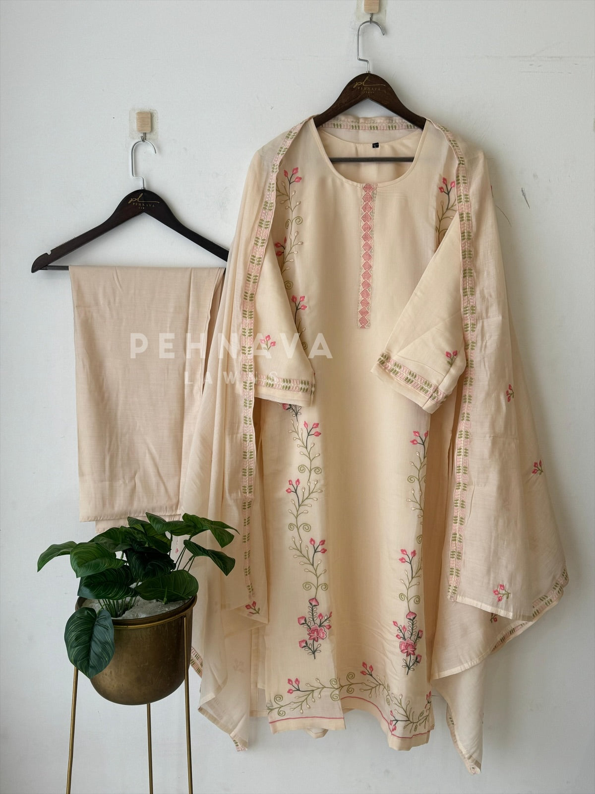 Classic Embroidery Suit Set