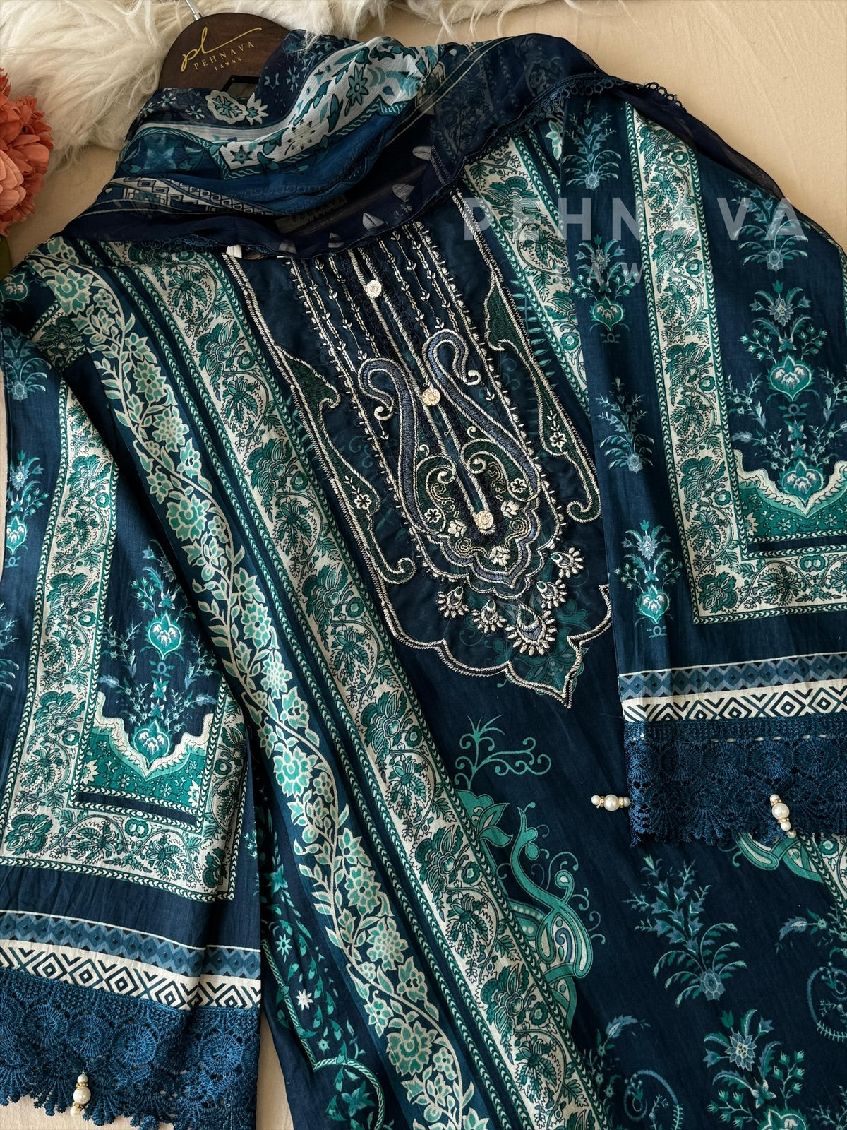 Paki Printed casual suit with chiffon dupatta -AZ 1395/1393 - Pehnava Lawns