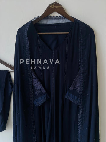 Lace Detail Crinkled Rayon Suit