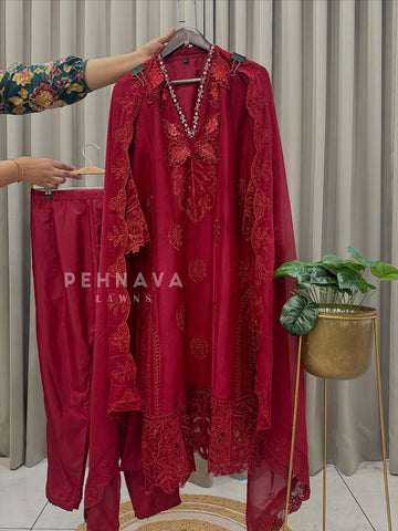 Cut work Ready to Wear suit