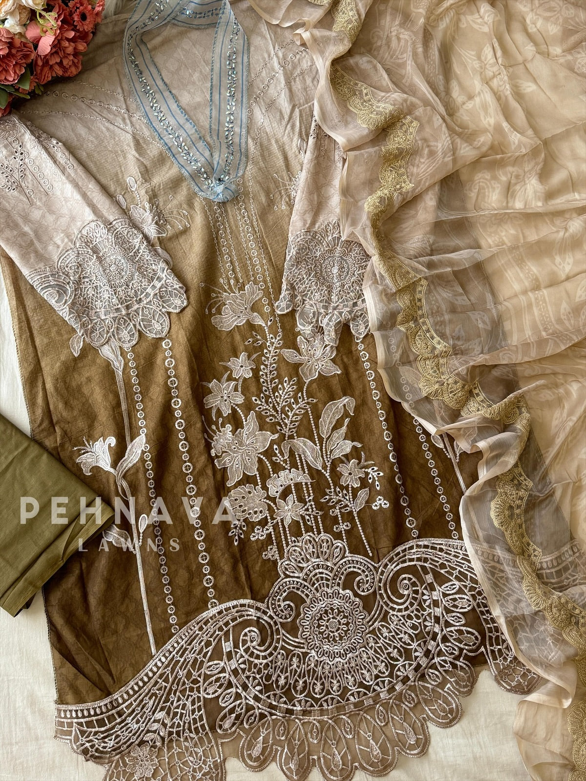Cut work Unstitched Suit 1831 - Pehnava Lawns