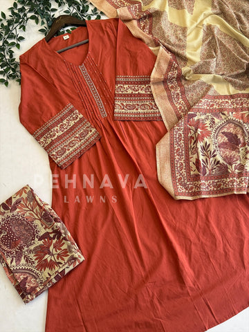 Pure Cotton Printed Suit Set - Pehnava Lawns
