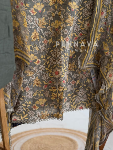 Floral Printed Unstitched Suit
