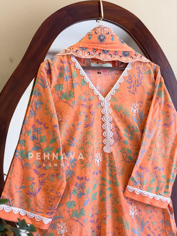 Lace Detailed Printed Suit