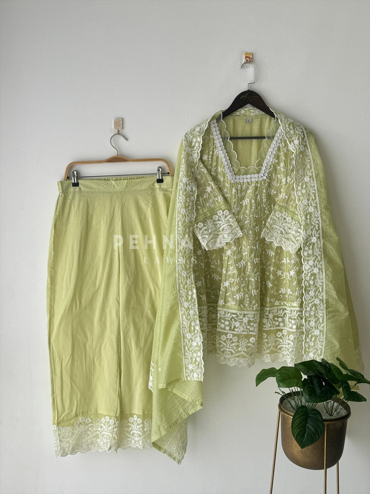 Rich Embroidered Suit - Pehnava Lawns