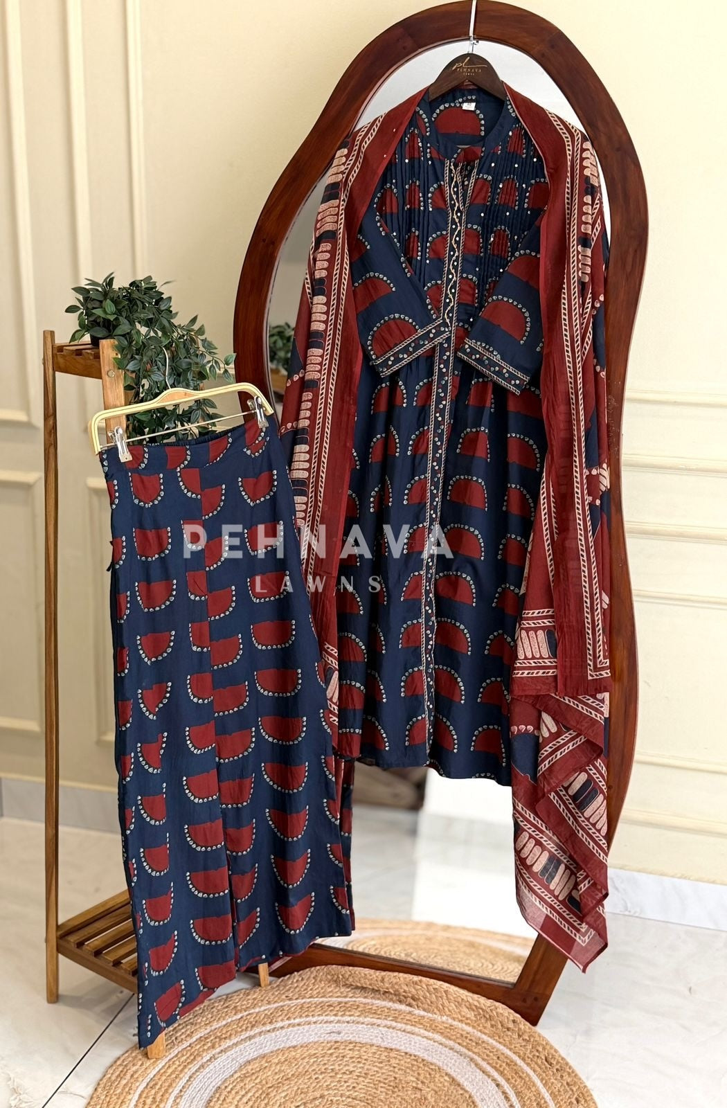 Front Pleated Printed Suit