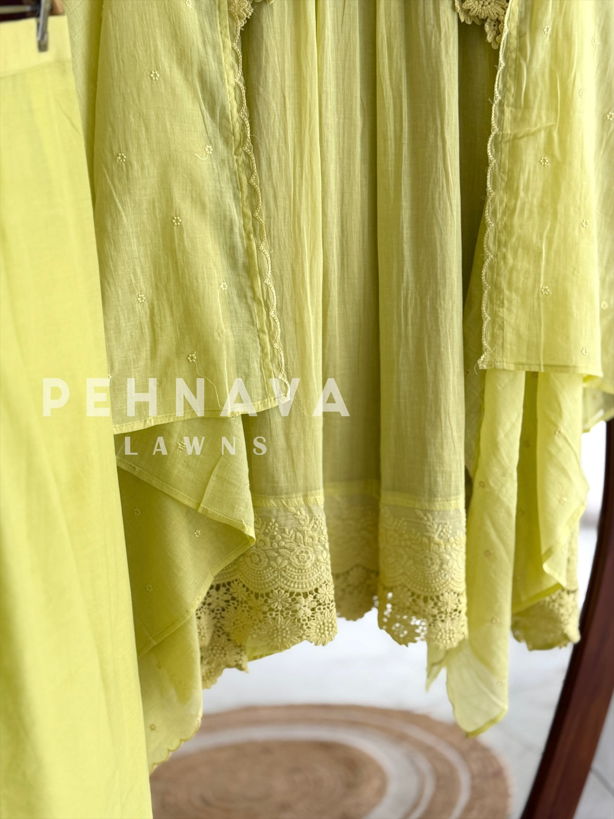 Round Neck Pleated Suit Set