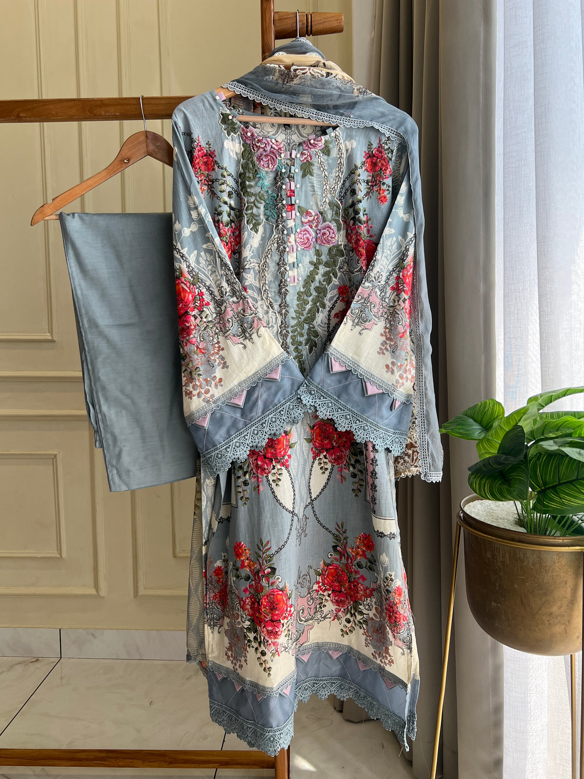Lace Detailed Lawn Suit