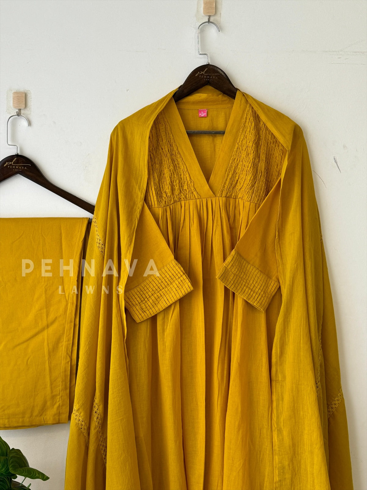 Mulcotton Pleated Ensemble