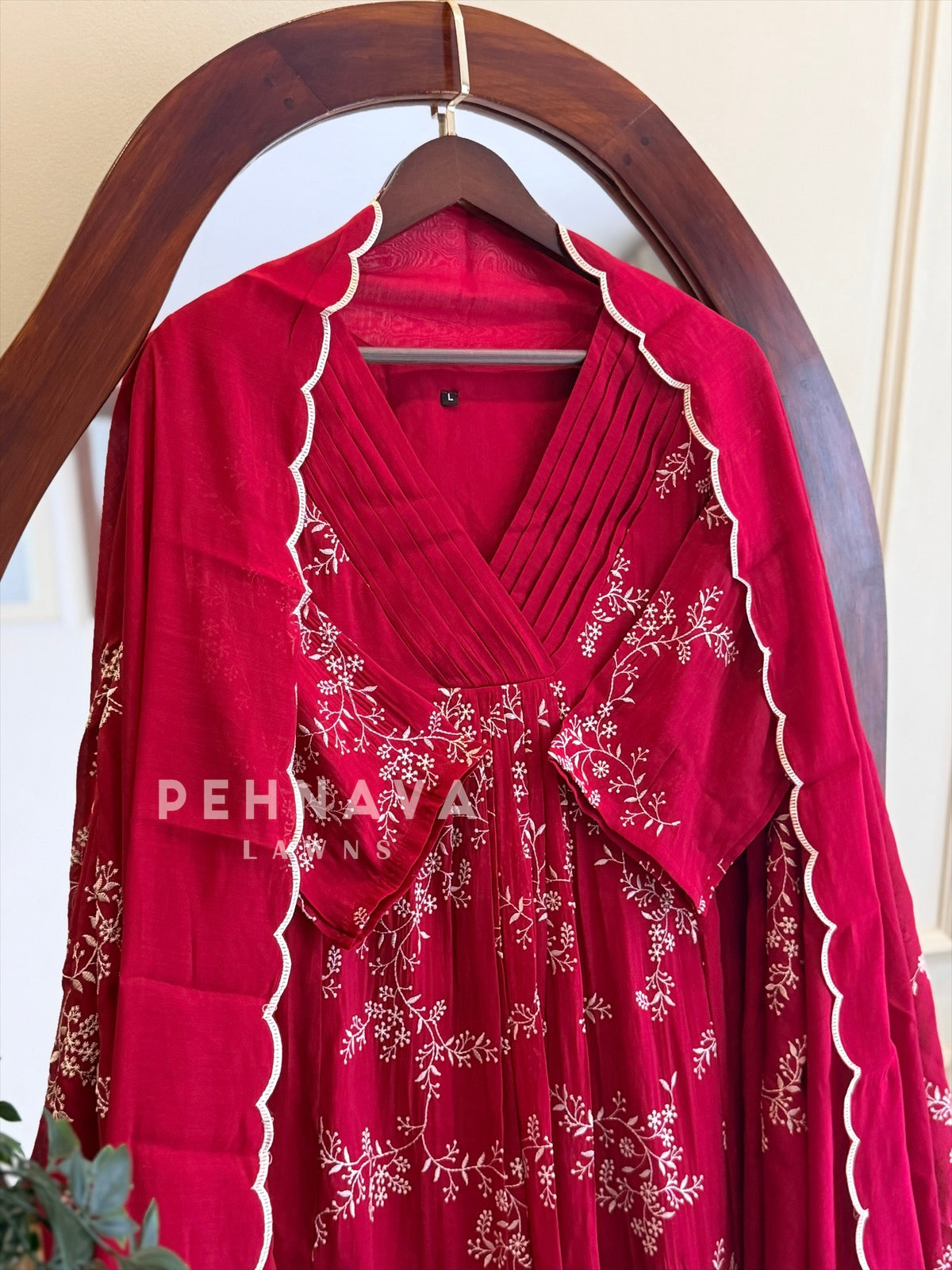 Scallop Border Embroidered Suit Set