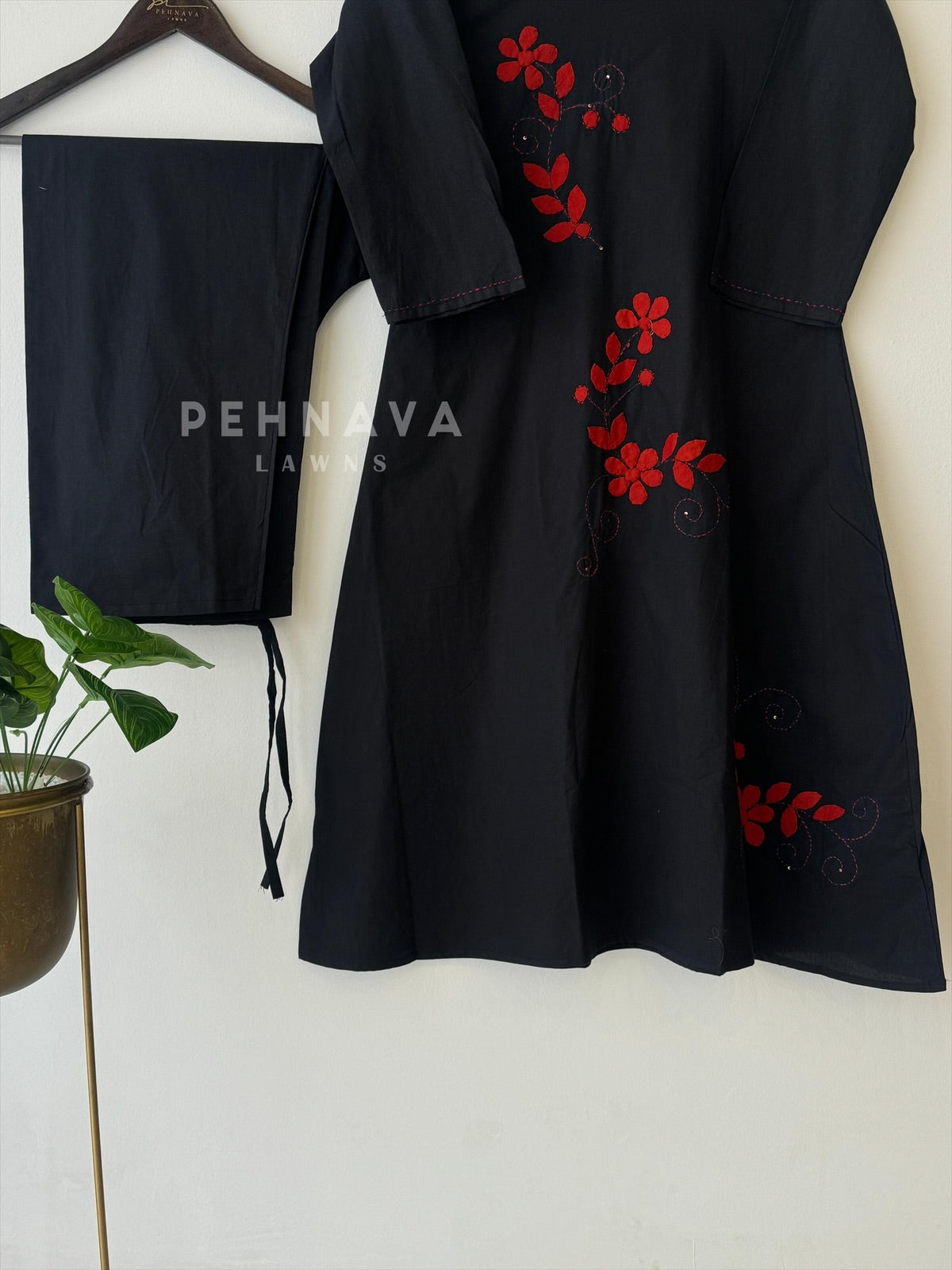 Cotton Applique Suit - Pehnava Lawns