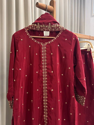Premium Crepe suit with Handwork detailings