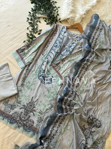 Floral neckline suit with dupatta