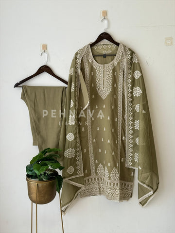 Premium Chanderi Embroidered Suit set-CC9