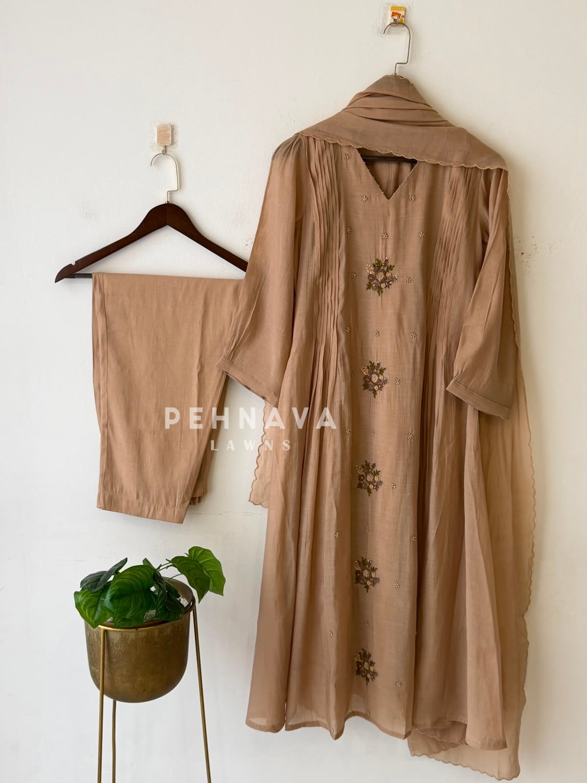 Floral Embroidered Pleated Ensemble 1681