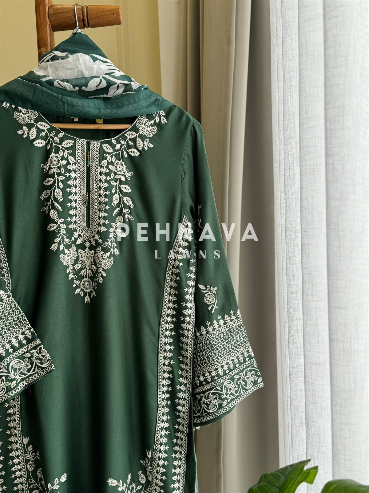 Minimal Embroidered Rayon Ethnic Set
