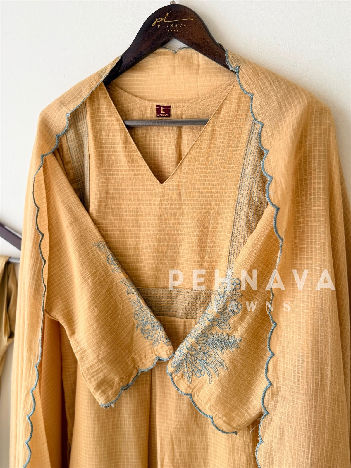 Cotacheck Embroidered Suit 13081