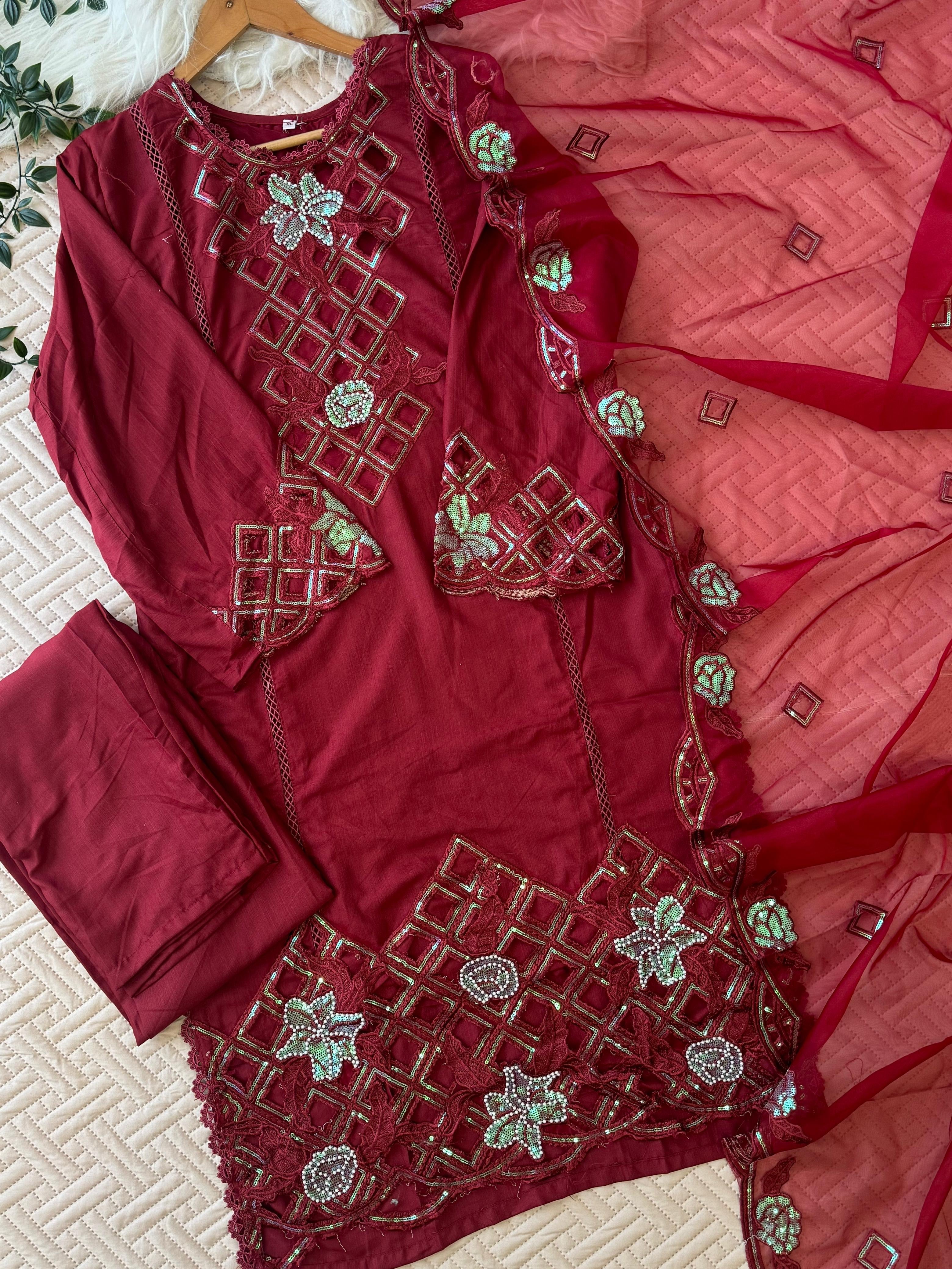 Cutwork Embroidered Pak-Suit-1