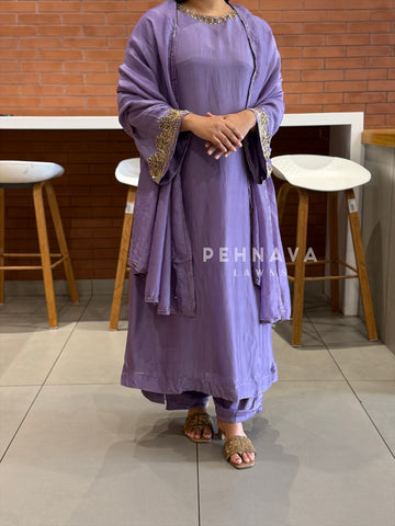 Bell sleeve Handworked Ensemble H-367 - Pehnava Lawns