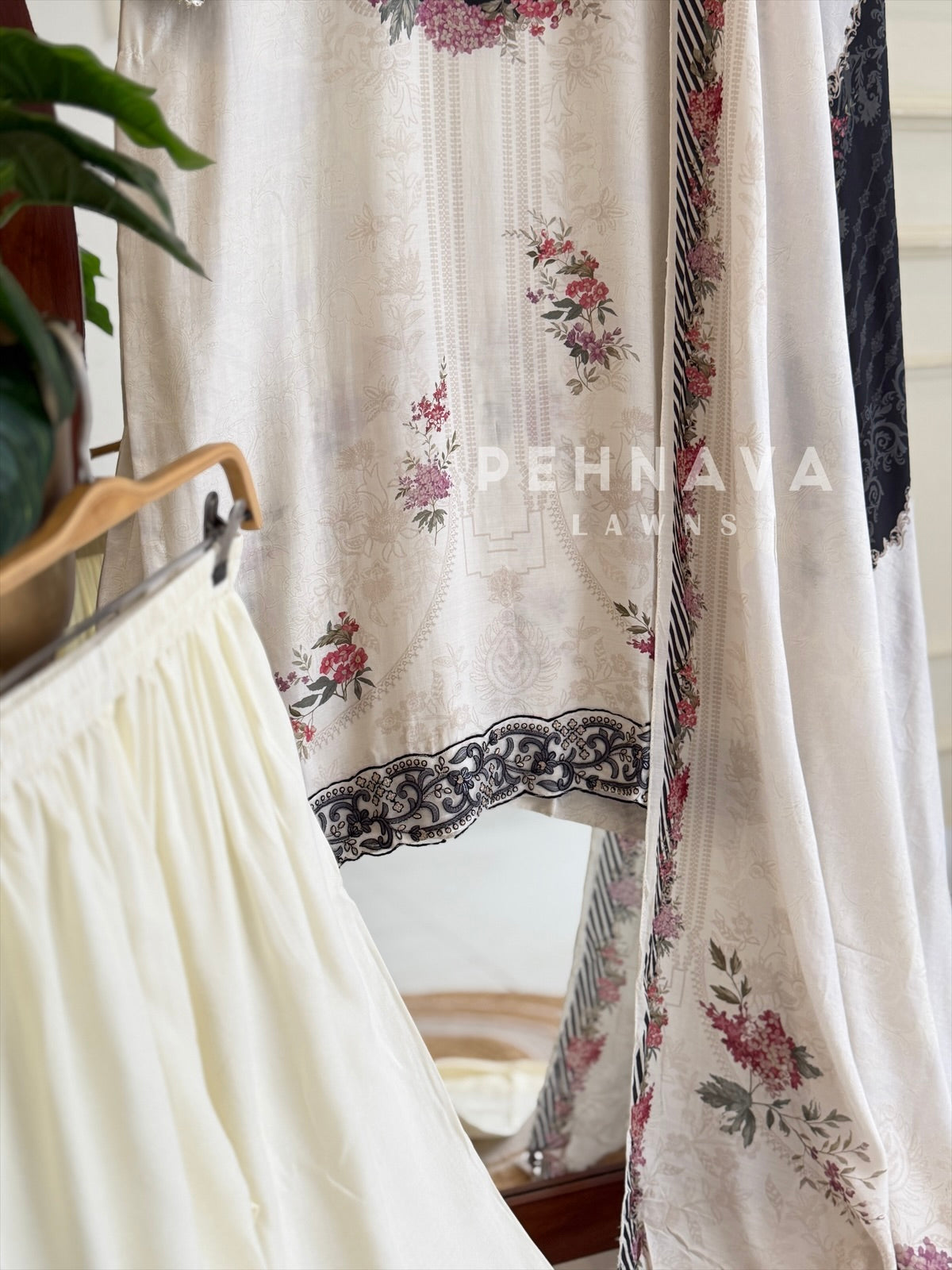 Muslin Unstitched Suit-357