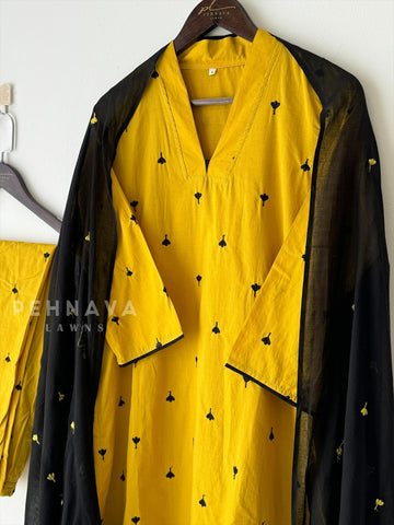 V-Neck Embroidered Cotton Suit - Pehnava Lawns