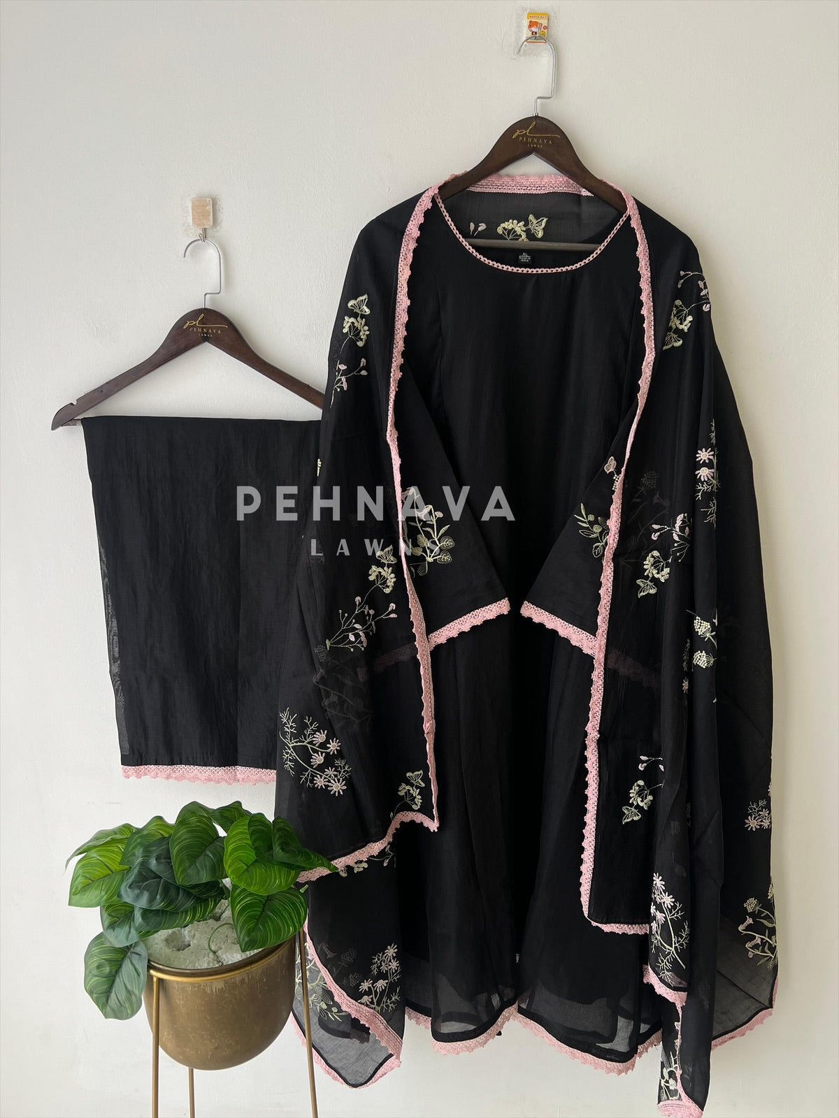 Lace-Trimmed Embroidered Suit-4139 - Pehnava Lawns