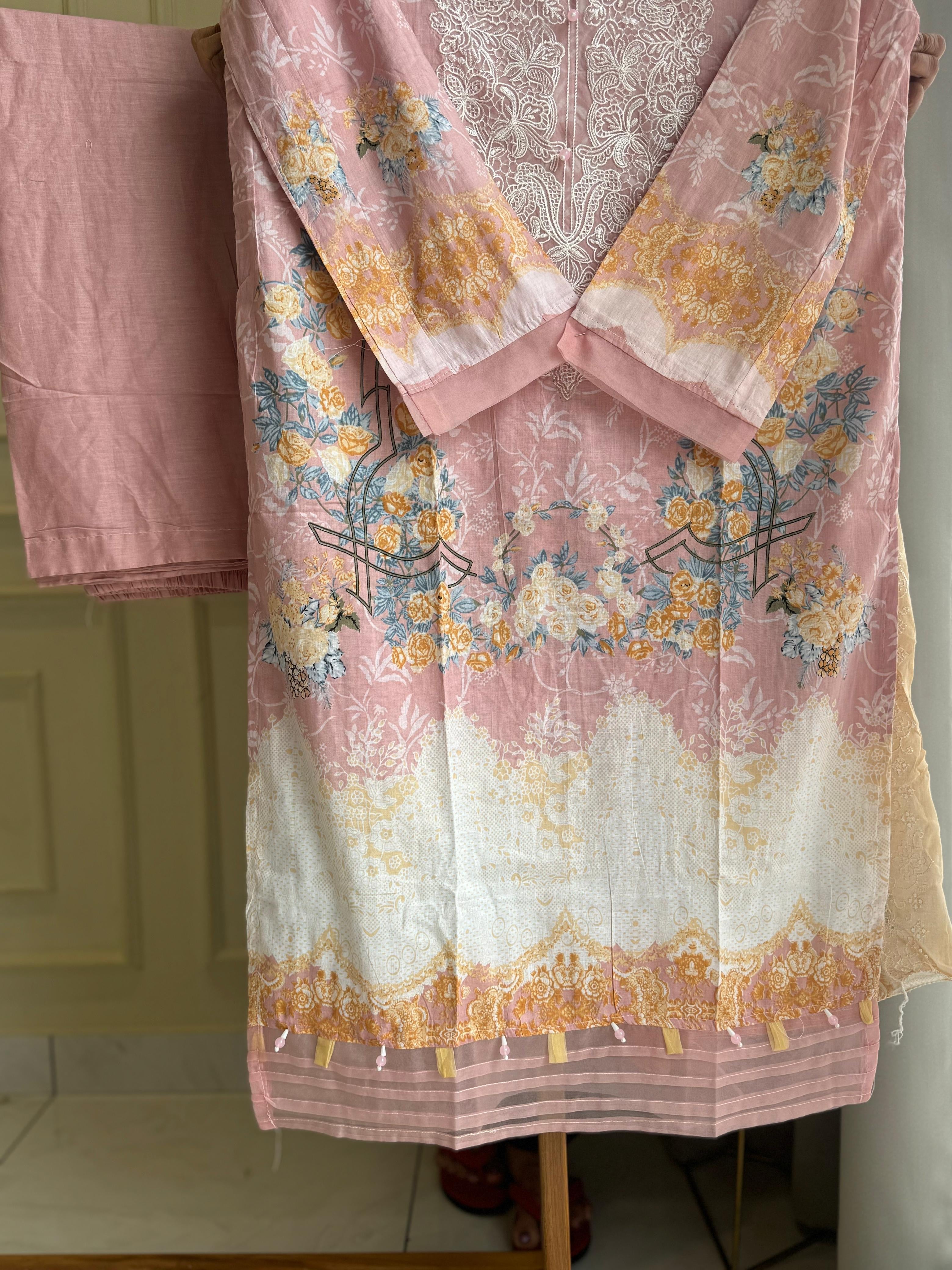 Embroidered Floral Pakistani Suit-6