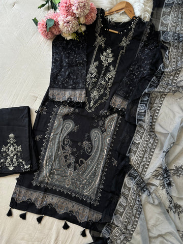 Paki Printed casual suit with chiffon/cotton dupatta -495 black - Pehnava Lawns