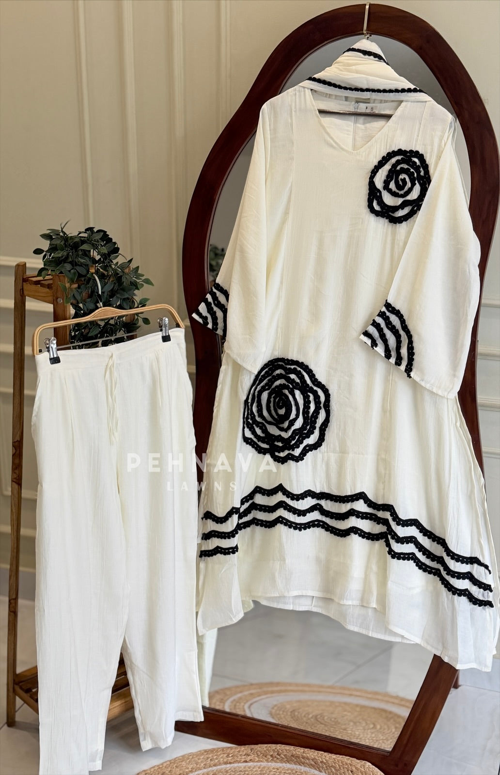 Floral Appliqué 3-Piece Set 5019