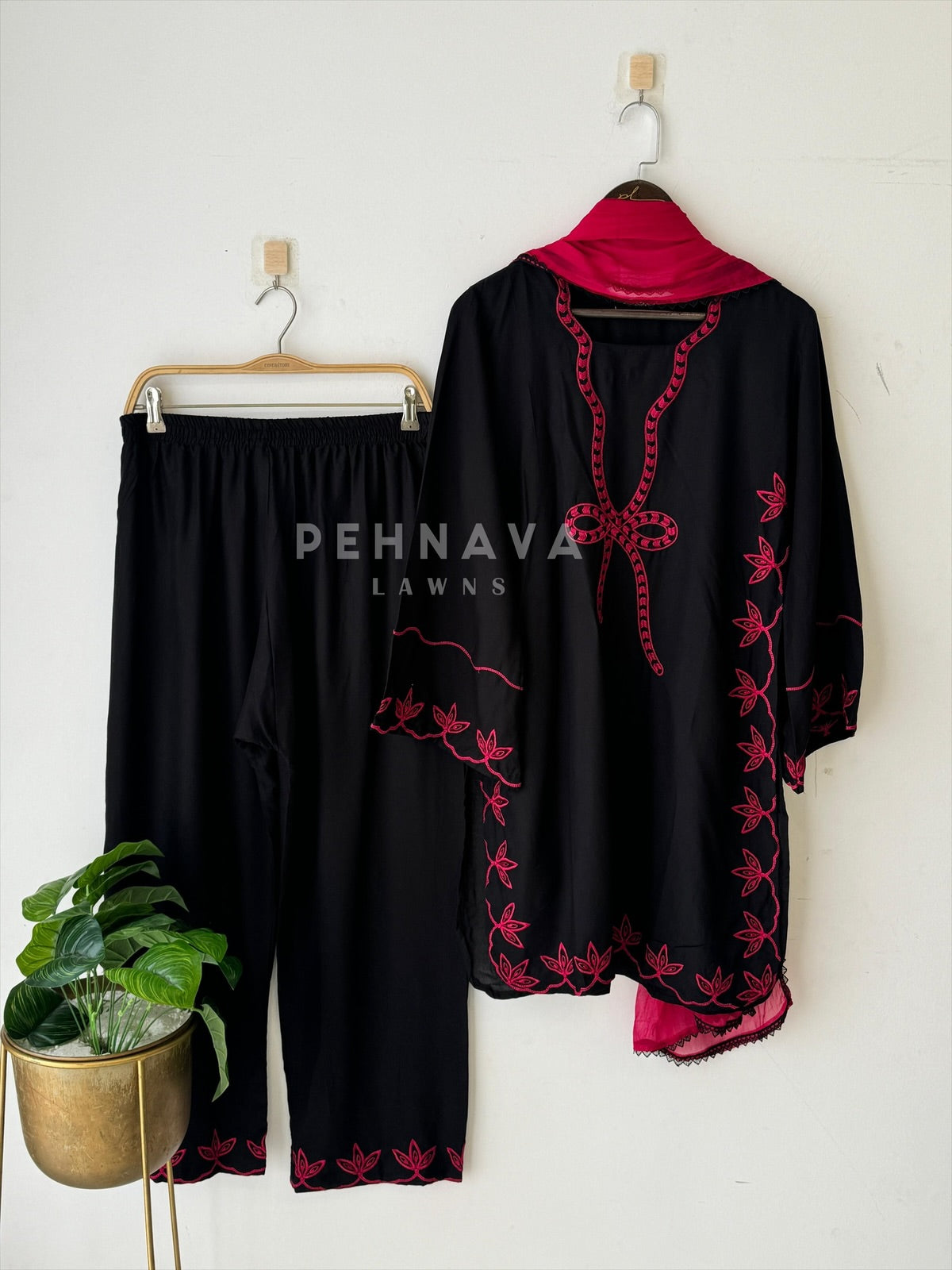 Viral bow embroidered tunics-250 - Pehnava Lawns