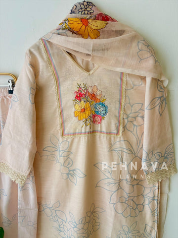 Floral Linen Printed Suit-13424 - Pehnava Lawns