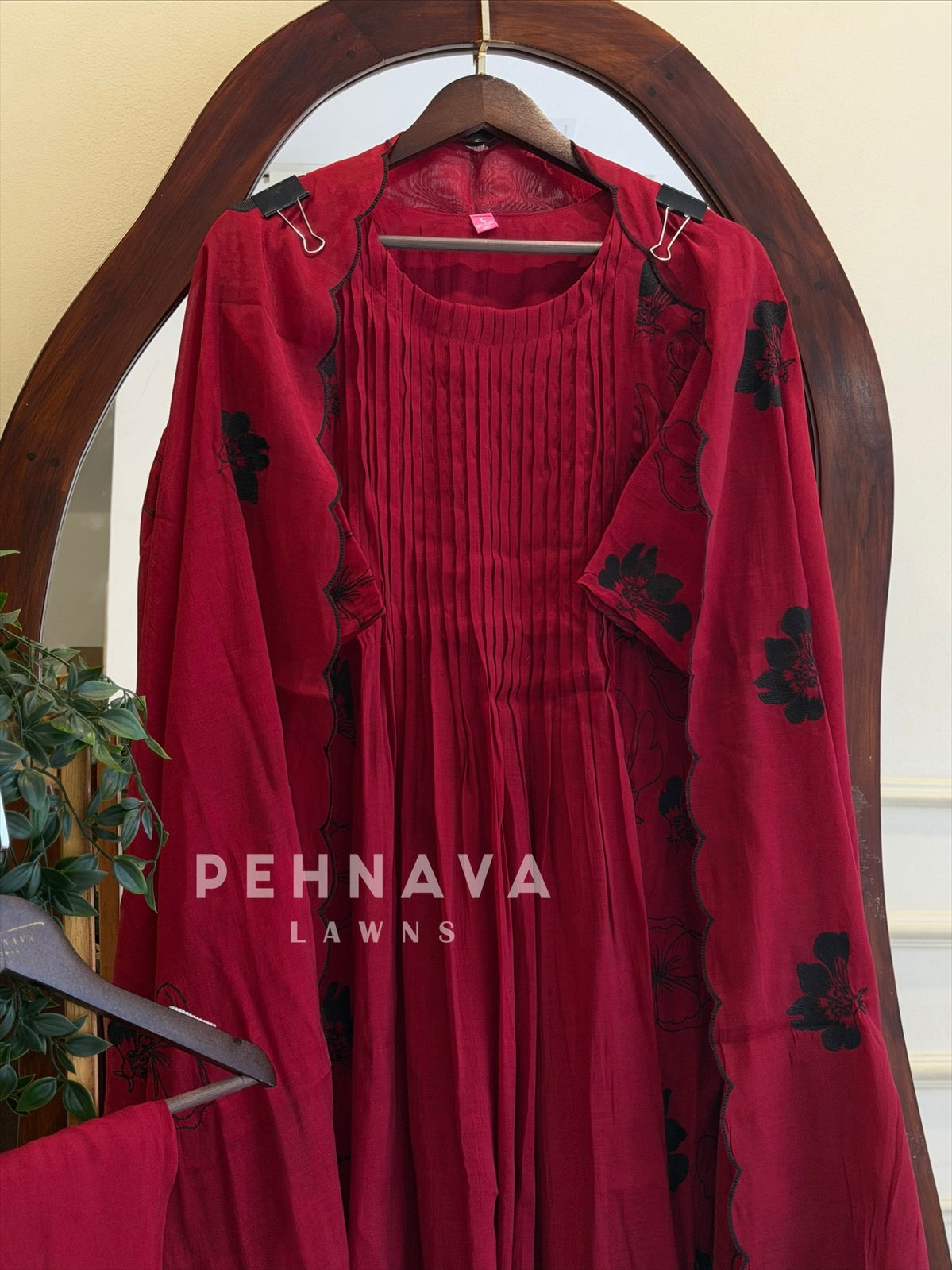 Pintuck Floral Embroidered Ensemble 13014