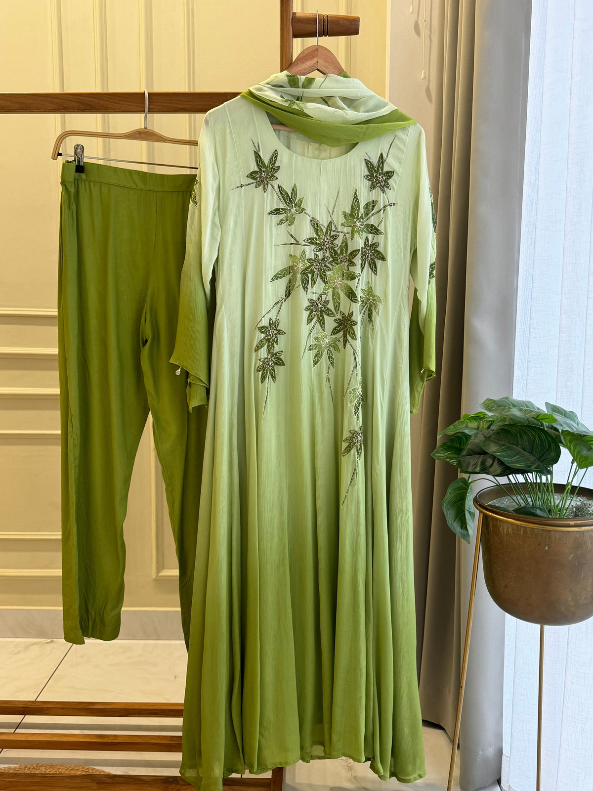 Zardozi Handworked Anarkali Suit