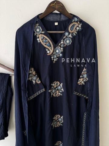 Paisley Embroidery Suit-4179 - Pehnava Lawns