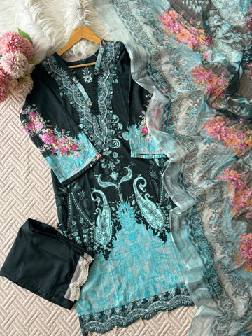 Blue&Black Embroidery Detailed Floral Suit