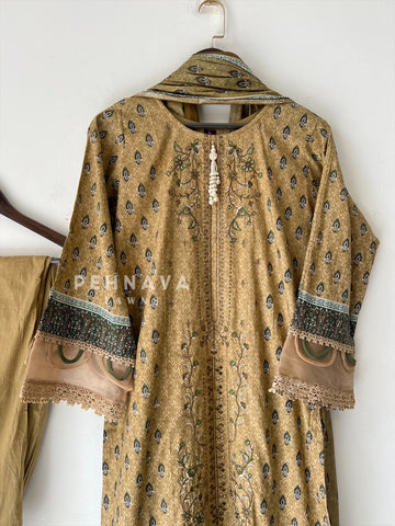 Embroidered Casual Ready To Wear Suit-21005-6