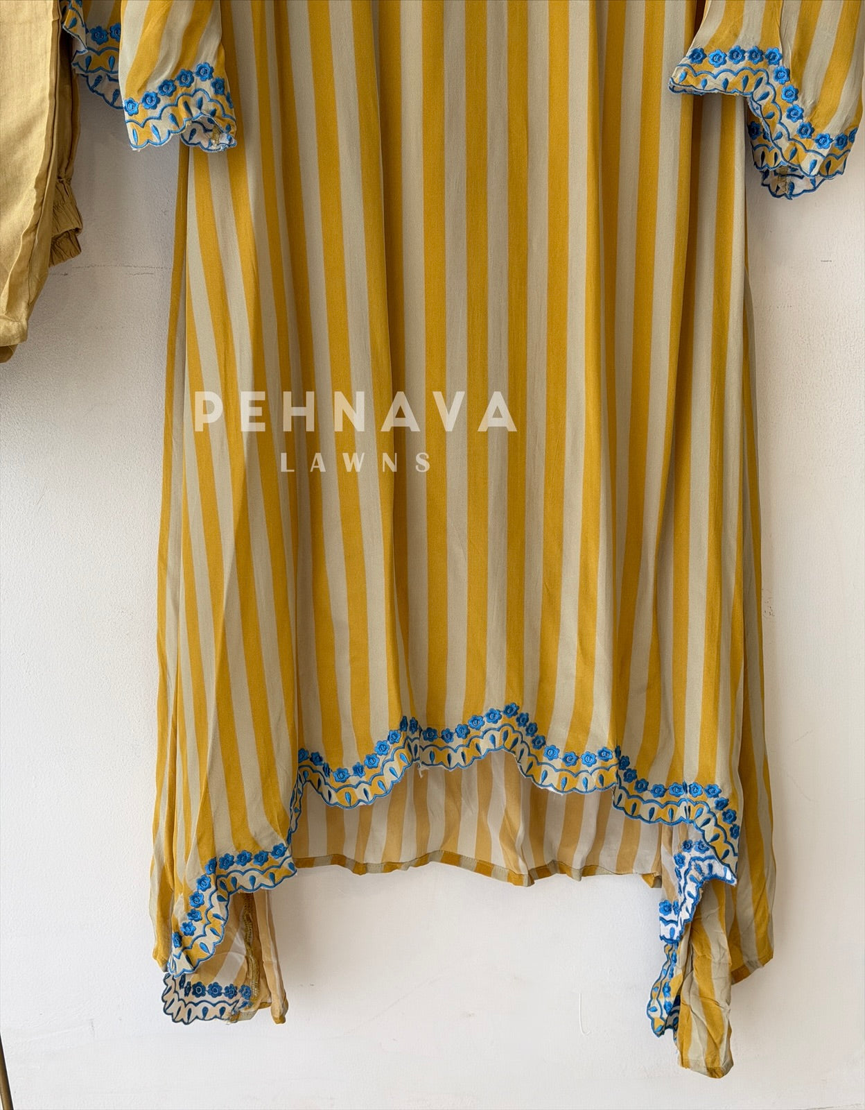 Embroidered Crepe Two Piece Set-SN6109