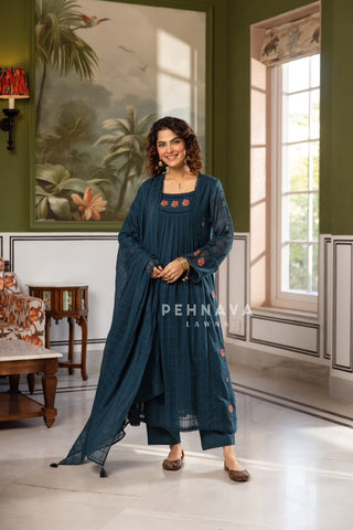 Floral Embroidered Anarkali Suit(7-10 Days Dispatching Time)