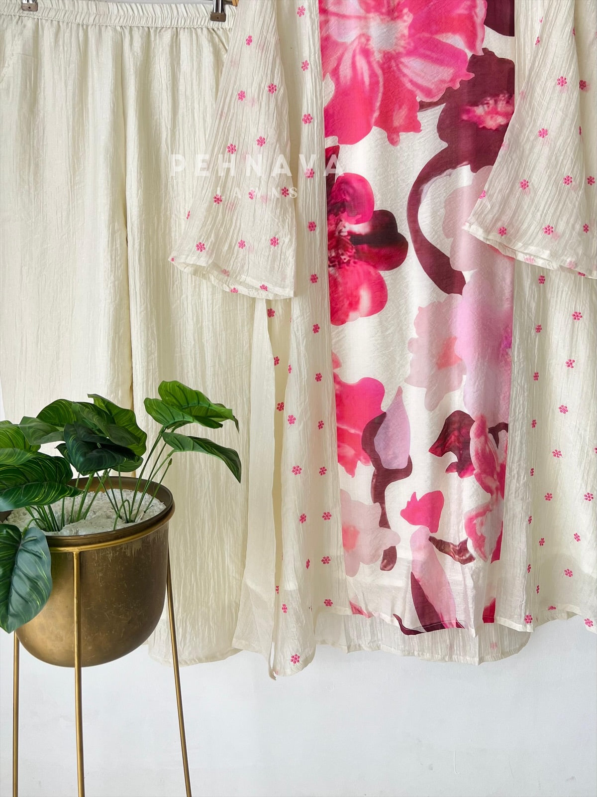 Floral Casual Ensemble-4143 - Pehnava Lawns