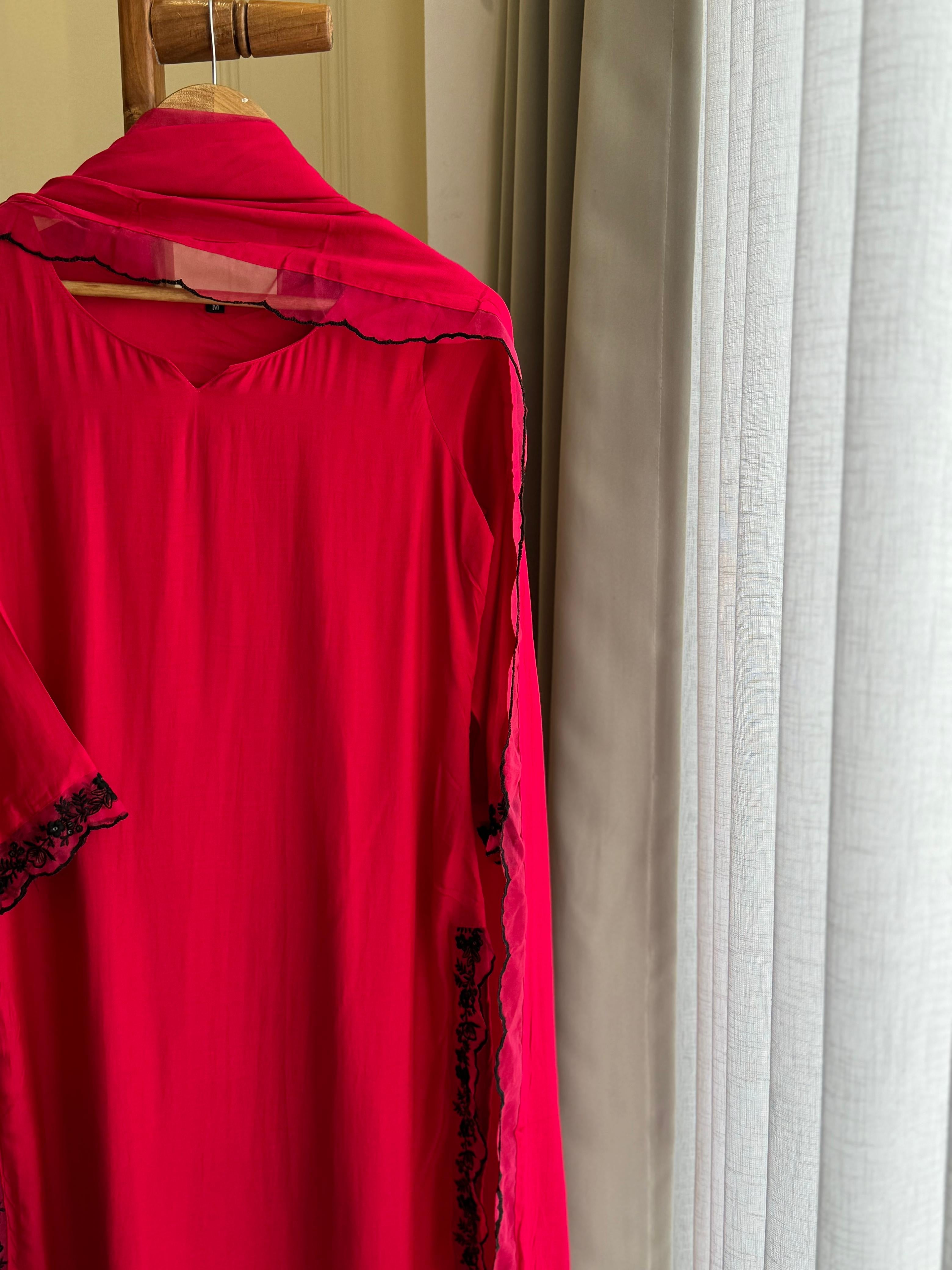 Muslin Designer Pattern Suit - Pehnava Lawns