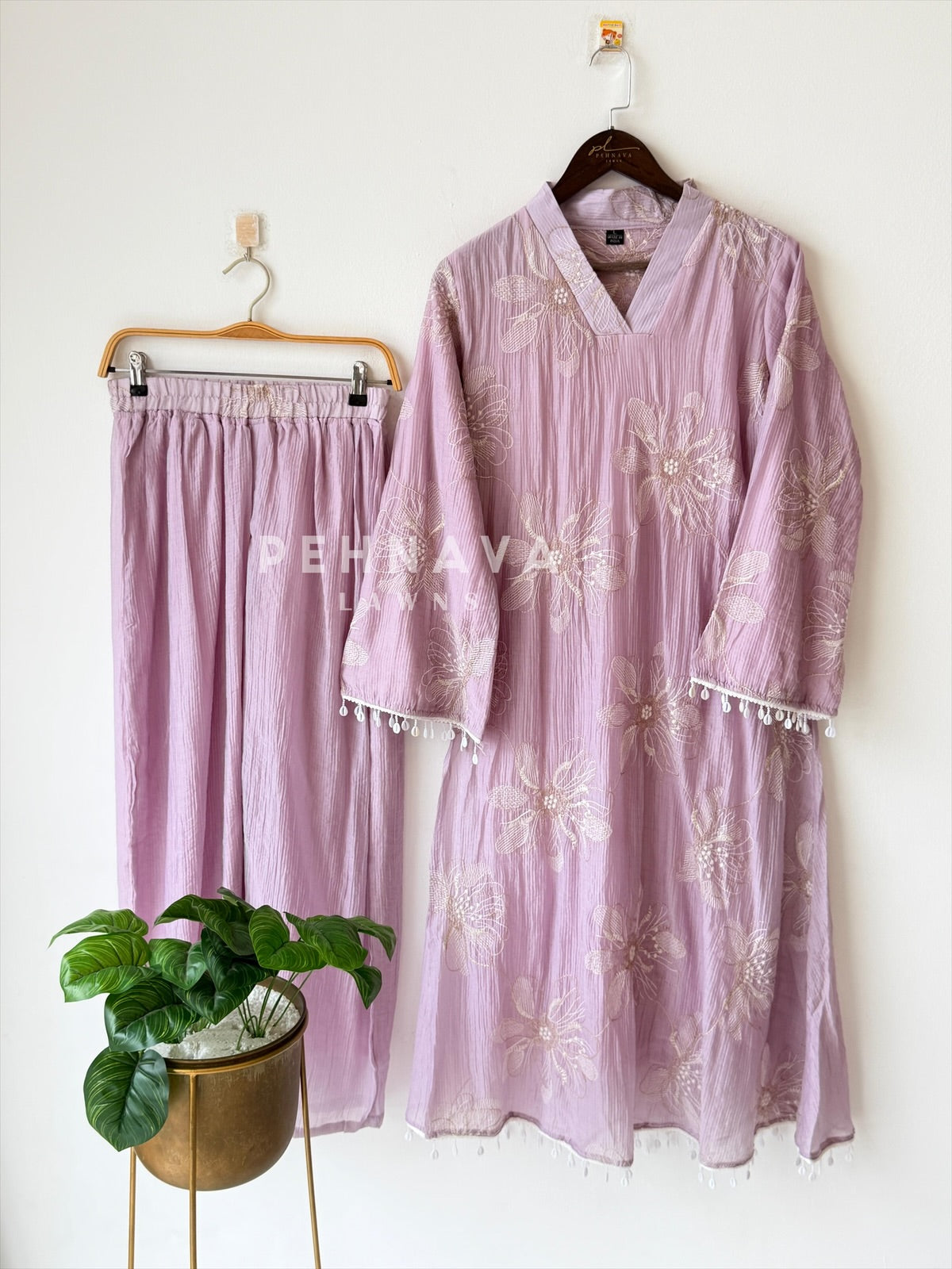 Soft Floral Embroidery Ensemble-4148 - Pehnava Lawns
