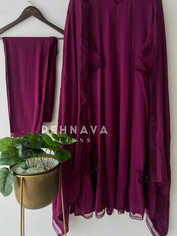 Lace Detail Crinkled Rayon Suit