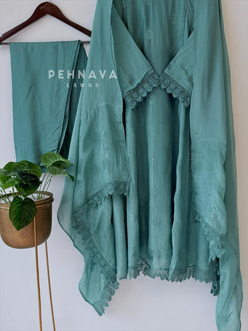 Lace Border Ensemble