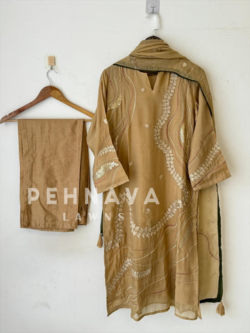 Classic Premium Chanderi Suit - Pehnava Lawns