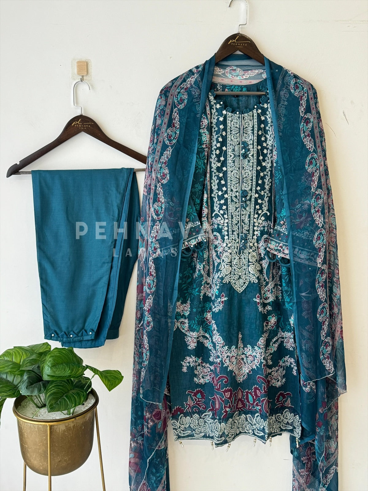 Embroidery Printed Suit -1515 - Pehnava Lawns