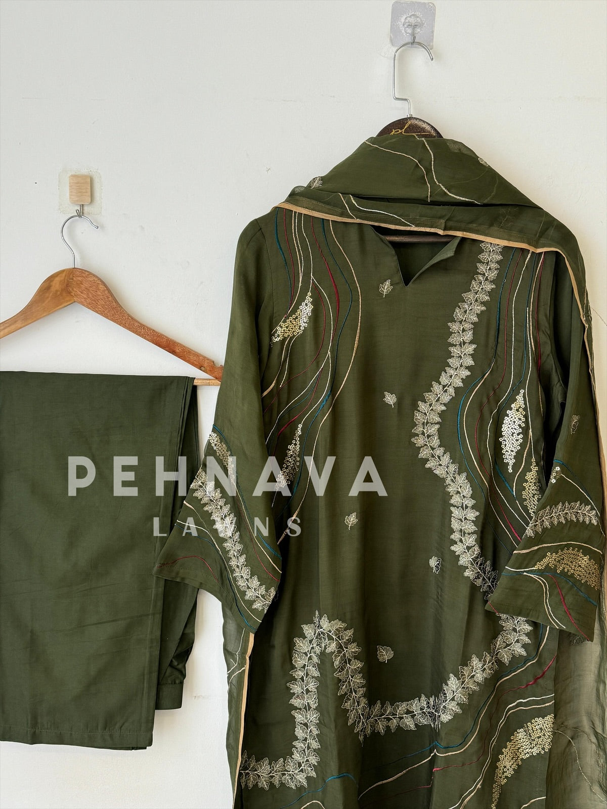 Classic Premium Chanderi Suit - Pehnava Lawns