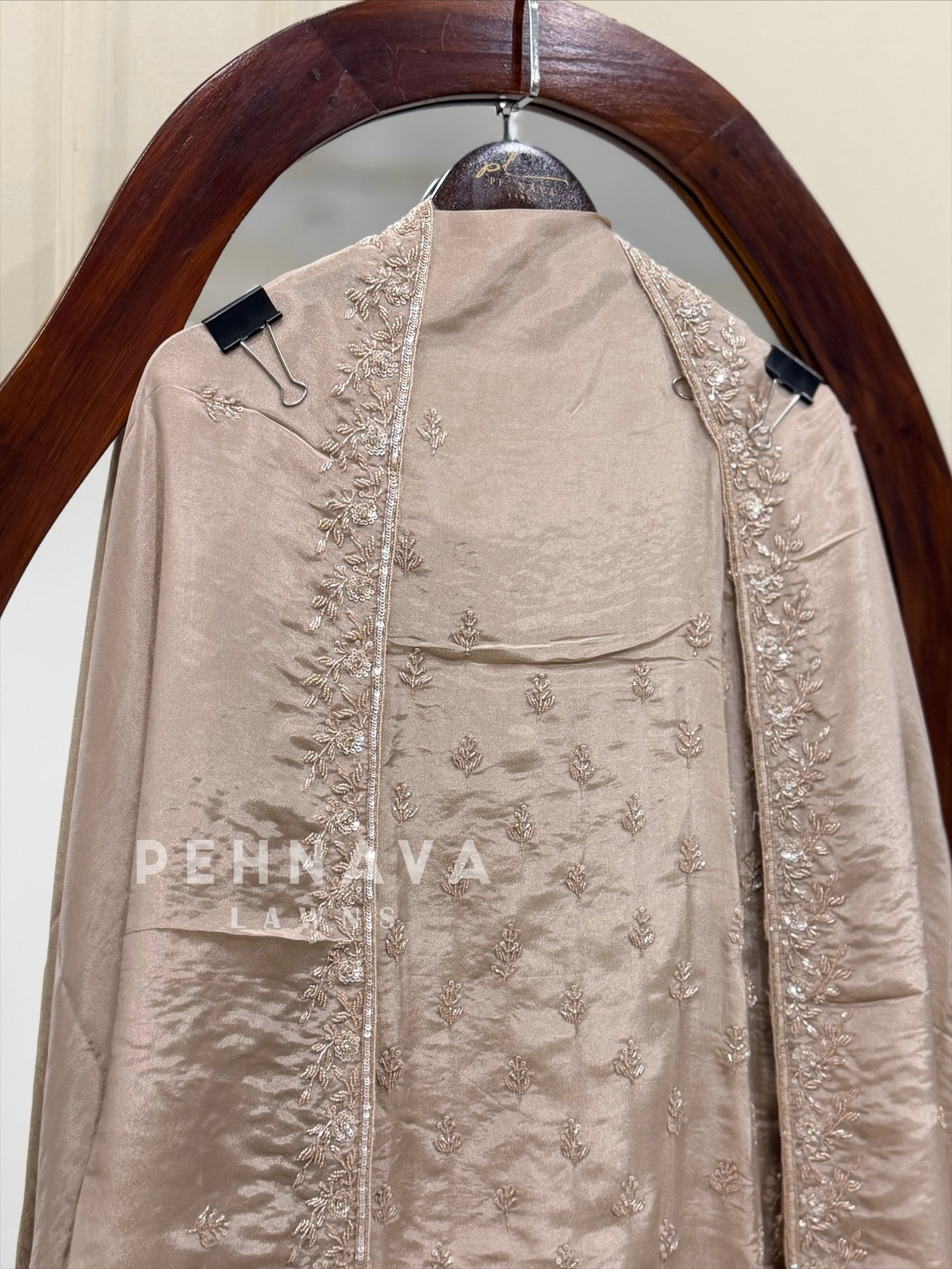 Handworked Unstitched Suit 8005