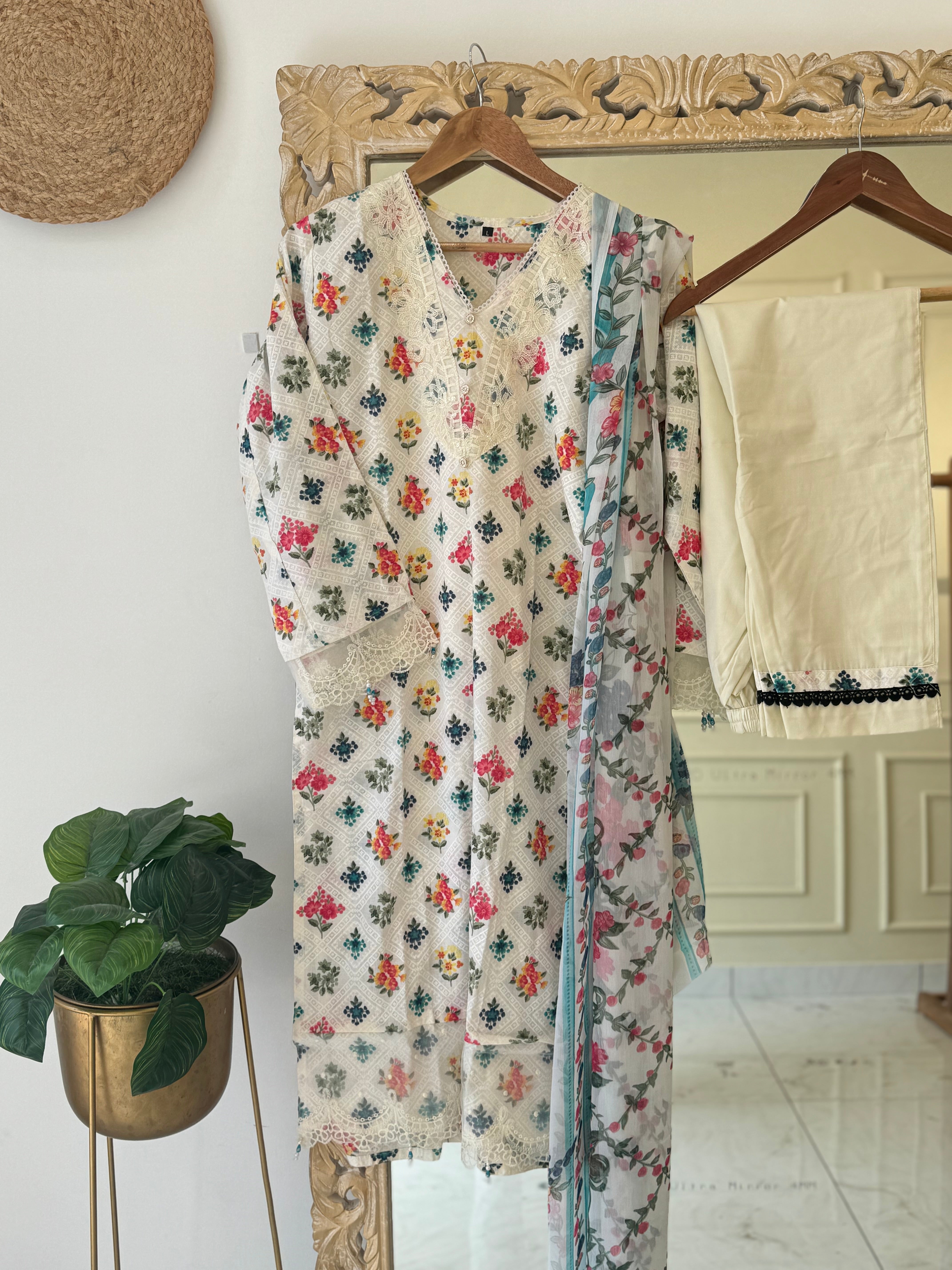 Cotton printed casual suit-black and white 1844